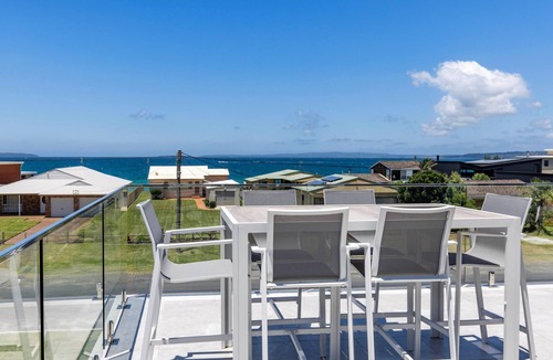 Callala Beach House | Bellagio - Swimming Pool with Ocean Views