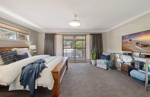 Callala Bay House | Belle View – Pay 2 Stay 3