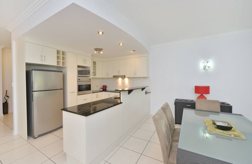 Trinity Beach Apartment | Bellevue At Trinity Beach