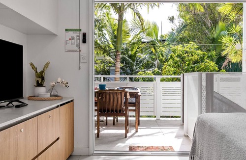 Belongil Apartment | Belongil Beach Pad Byron Bay