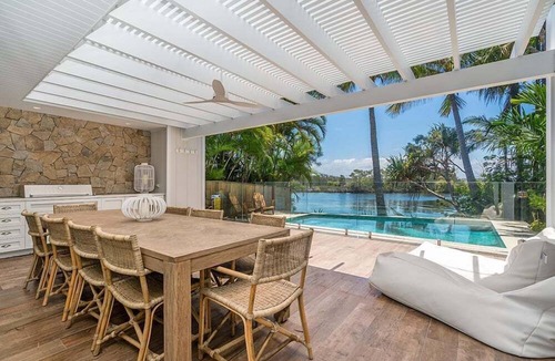 Belongil House | Belongil Sunset 5 - 6 Giaour Street, Byron Bay