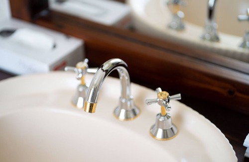 Clare Hotel | Bentley's Hotel
