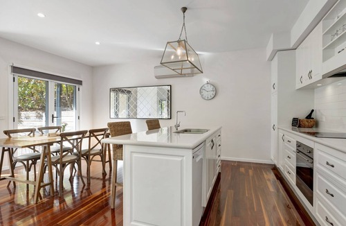 Bright House | Beyond Bliss - Guesthouse 1