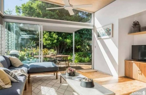 Belongil House | Billabelongil - 40A Childe St, Byron Bay