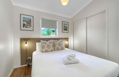 Mount View Apartment | Bimbadeen Estate Villa 1
