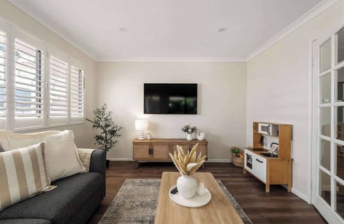 Quindalup House | Birak Beach House—Modern Comfort by Geographe Bay