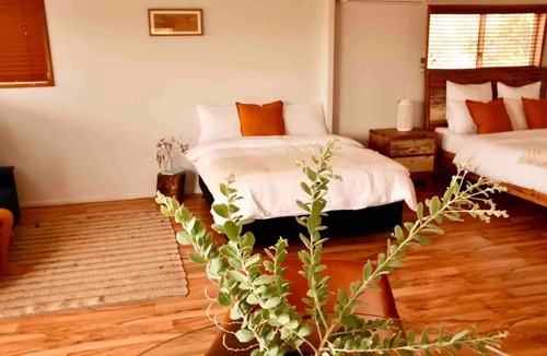 Mareeba Cottage | Birds Heaven Mareeba ‘Grevillea Retreat’