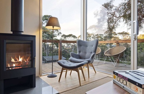 McCrae Apartment | Birdsong