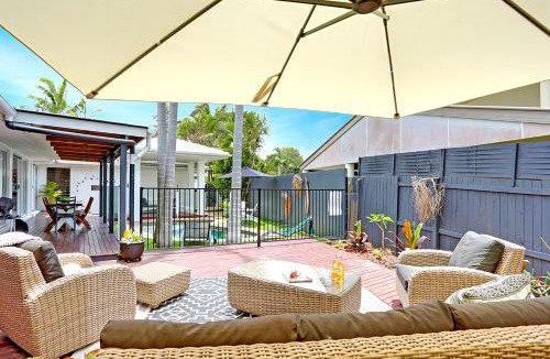 Sunrise Beach House | Birdsong
