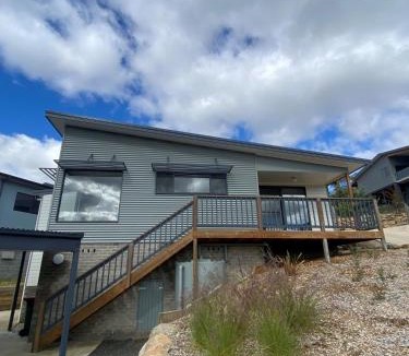 East Jindabyne House | Bivouac