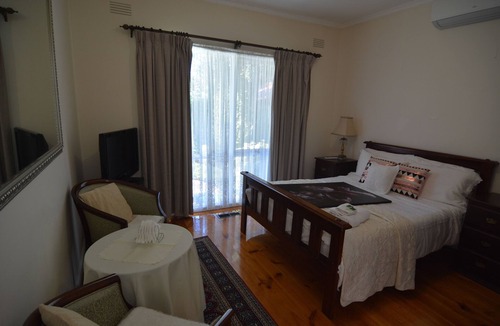 Blackburn House | Blackburn Lodge Serviced Studio Apartment 3
