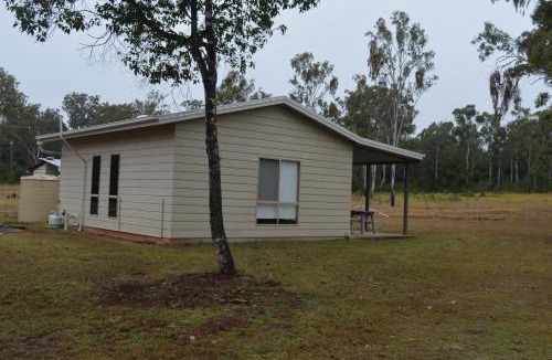Taromeo House | Blackbutt The Shack at Gilinlea