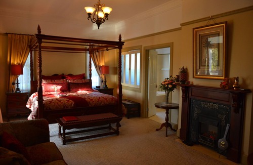 Diddillibah Bed & Breakfast | Bli Bli House Riverside Retreat
