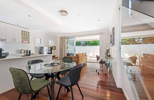 Bulimba Condo | Blissful Bulimba ~ 3Bed/2.5Bath/1Car ~ Townhouse