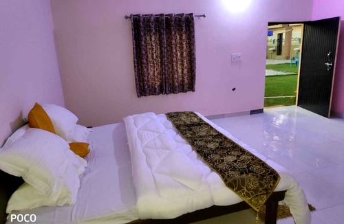 Gurugram Hotel | Blowsom Farms