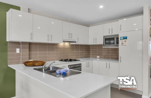 Thredbo Ski Chalet | Blues Air 2