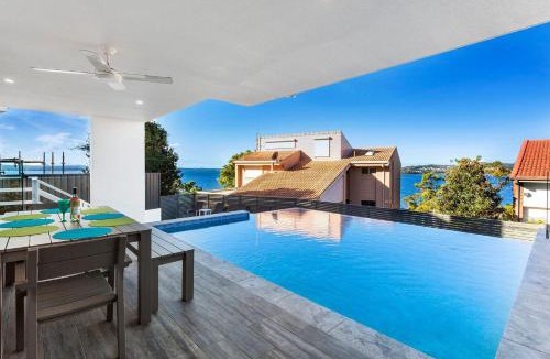 Salamander Bay House | Bluewater Splendour - Heated infinity pool and amazing views!