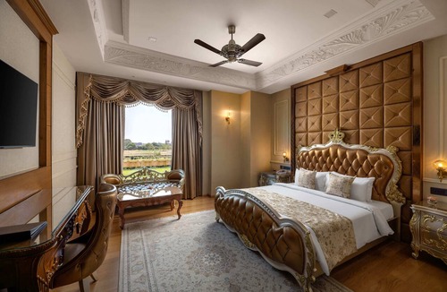 Bilhaur Hotel | Blueworld Castles