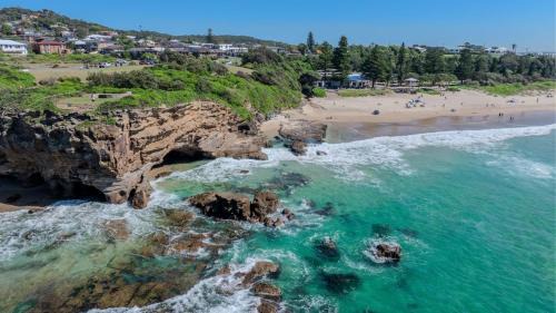 Caves Beach House | Bombora Beach House at Caves Beach