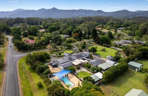 Bonville Bed & Breakfast | Bon Villas B&B Bonville - Adults Only, Pet Friendly Accommodation