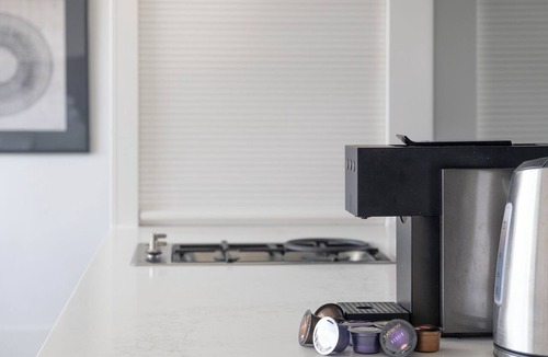 Bondi Beach Apartment | Bondi Beach Escape, Steps to Sand & Café