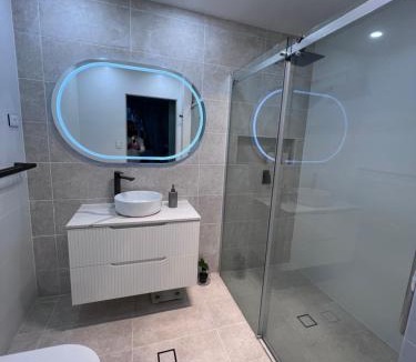 Bellevue Hill House | Bondi Modern Beachside Suite