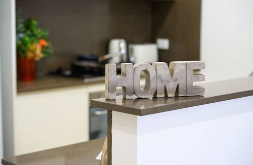 Botany Apartment | Botany Urban Oasis | 3BR | Parking | Famliy