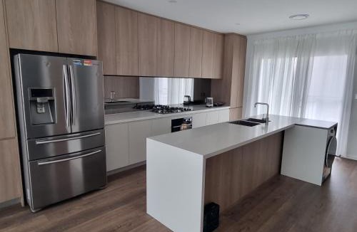 Box Hill Apartment | Box hill townhouse