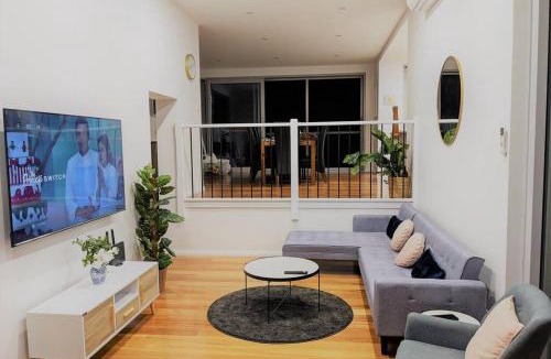 Kiama House | Brand new house, amazing views, walk to the beach!