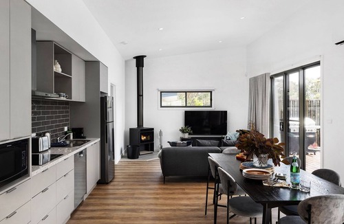 Eganstown House | Brandy Hot Forest Retreat - 16 guests | Free Wifi