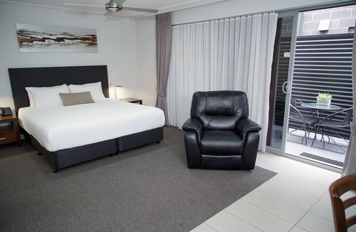 Traralgon Hotel | Bridges on Argyle Motel & Apartments