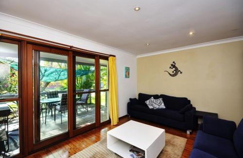 Tea Gardens House | Brilliant Location
