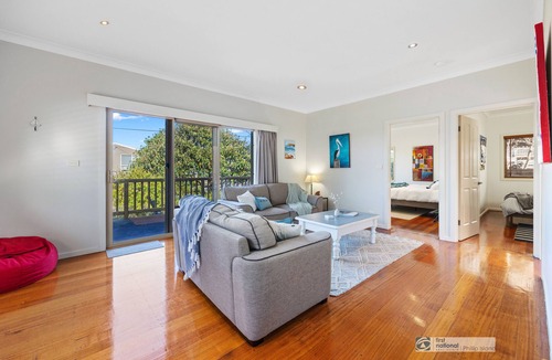 Cape Woolamai House | Broadwater Waves family home, short walk to beach