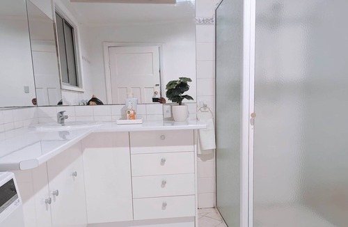 Broken Hill House | Broken Hill Inn Cottage