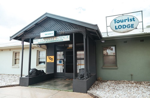Broken Hill Hotel | Broken Hill Tourist Lodge