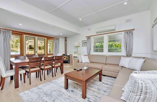Pokolbin House | Brokenback Vineyard Cottage