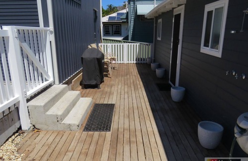 South West Rocks House | BROWNY'S R & R - Beach Cottage