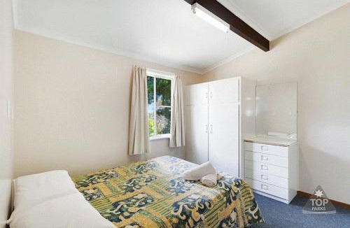 Buckenderra Hotel | Buckenderra Holiday Village
