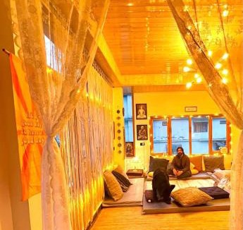 Kasol Hotel | Buddha house 2