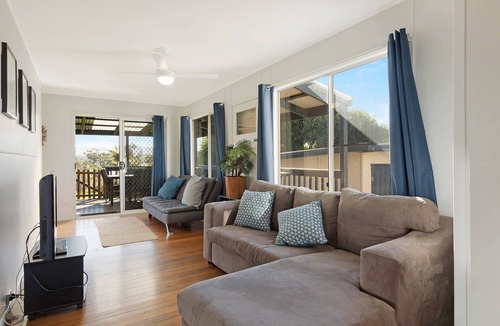 Eden Cottage | Bungo Beach House: 4 bedroom pet friendly