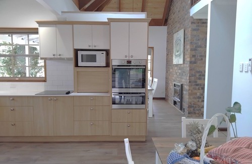 North Maleny House | Bunya - Private 4 Bedroom 2 Bathroom House