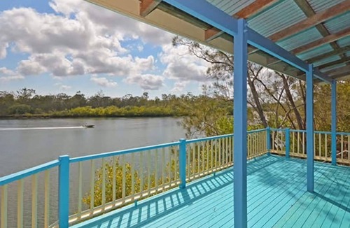 Pacific Haven House | Burrum River Boat House - Pacific Haven- Riverfront - 2BR