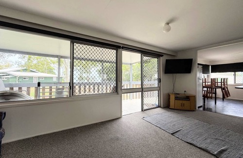 Traviston Apartment | Burrum River Unit Three