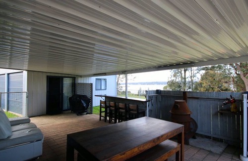 Sanctuary Point Cottage | By The Water - Sanctuary Point , NSW - PET FRIENDLY