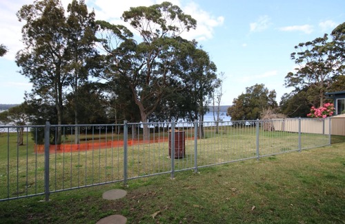 Sanctuary Point Cottage | By The Water - Sanctuary Point , NSW - PET FRIENDLY