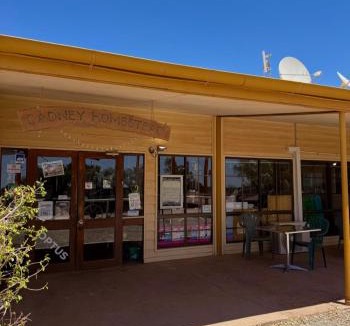 Coober Pedy Hotel | Cadney Park Accommodation