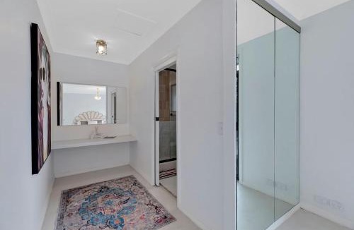 The Entrance Apartment | Caesars Palace Penthouse
