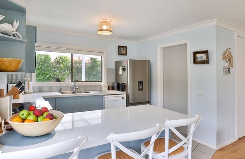 Callala Bay House | Callala Bay Gem - Jervis Bay - Pet Friendly Getaway with Spa
