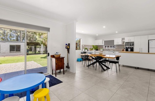 Callala Bay House | Callala Bay n Beach House - Pet Friendly with Fireplace