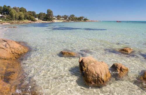 Dunsborough House | Calm Waters